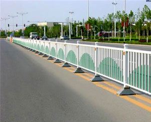道路锌钢护栏