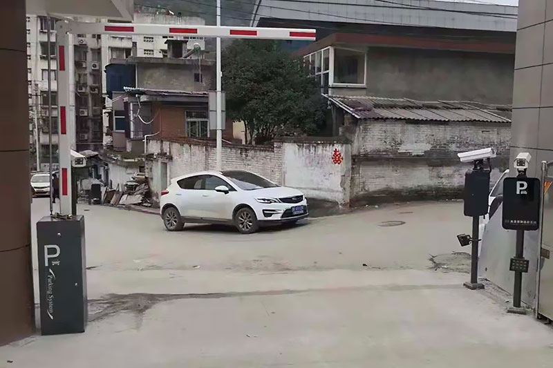陕西振泰为略阳卫生院车牌识别系统安装完毕